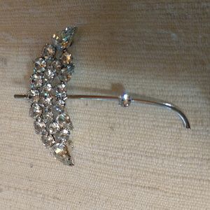 Umbrella brooch